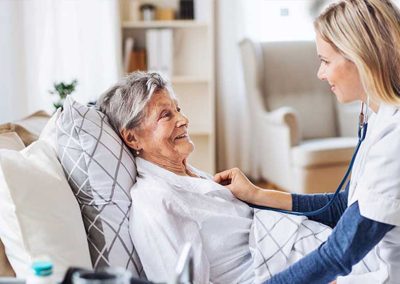 Hasta ve Yaşlı Bakımı
